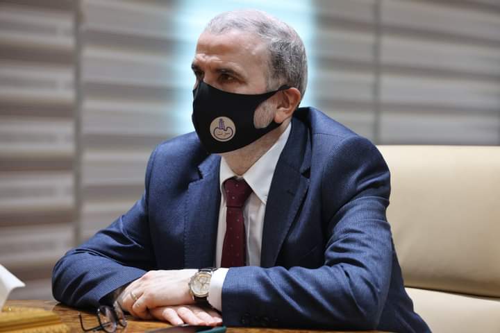 3a6adb3d-8263-4b83-b475-051b66f14830