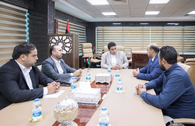 ea8745b5-e100-404f-9a56-5aafe56bc62f