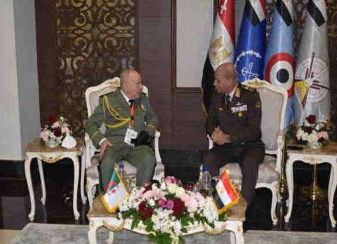 e28df333-a336-4c3f-926f-a4b172fefc37