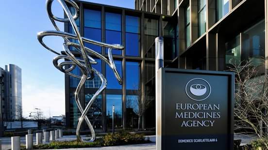 26093e35-ebef-4881-b77d-342d28c68664