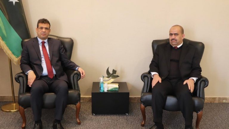 e03f0f5a-2fbb-47e6-ba41-a6978891932c