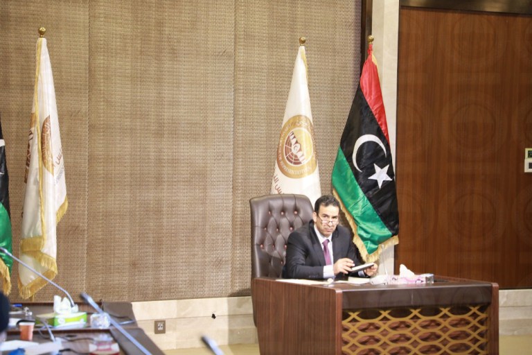 af25257e-640c-4256-9f0f-16f1822df9ea