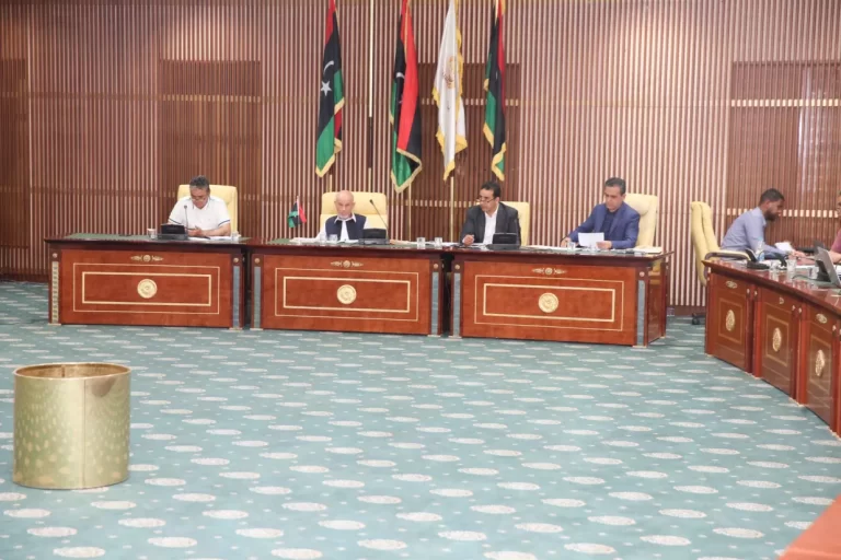 81837EF3-0B39-44C8-81D9-36E937A8A867