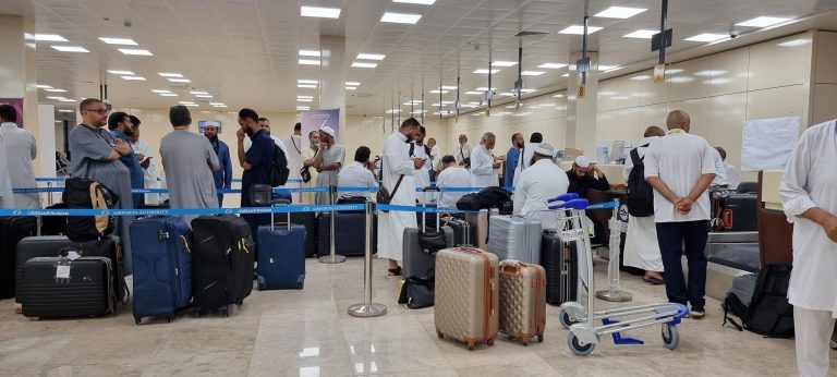 C04B9E6A-7534-496A-95A0-14E3EBB7AD60