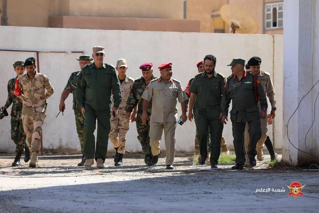 B8E31246-5320-4698-B706-AD711B880AAD