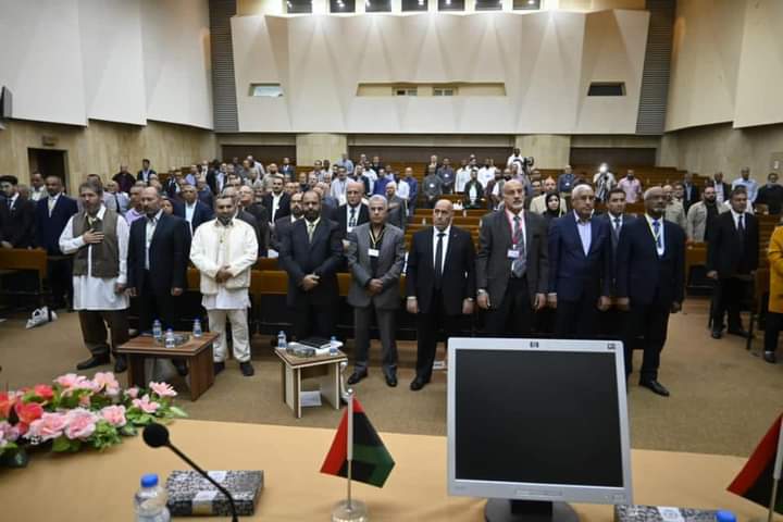 ab57b513-21d7-46d1-93bb-2f779377c394