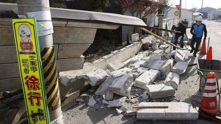 eremnews_2023-02_5eeac821-b6e2-48af-9c43-feb03d191550_2021_02_14T020456Z_1969190388_RC22SL9Y257P_RTRMADP_3_JAPAN_QUAKE