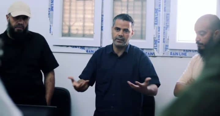 ef3a76da-97d0-4421-b635-7b2d164c821f