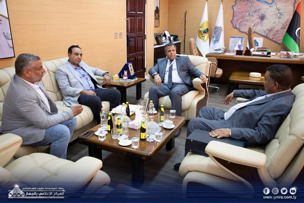 6b9bd5ab-e344-4277-ba7a-ced1969b8e7e