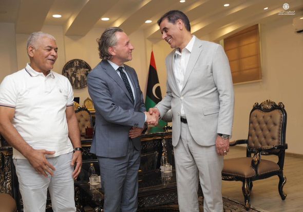 cc334ee6-718a-448a-8629-0fe575946efb