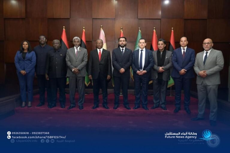 57d99743-b06a-4cf2-aeab-2f4ce2bd59d4