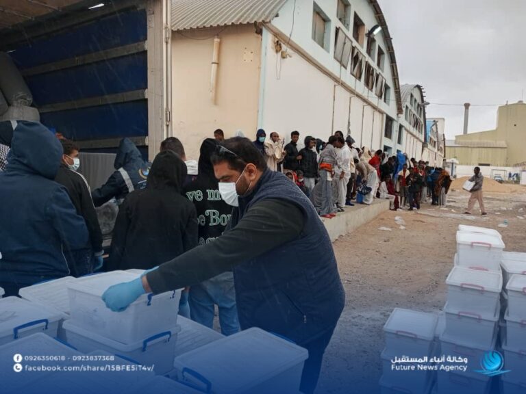 Picsart_25-02-04_21-42-38-950