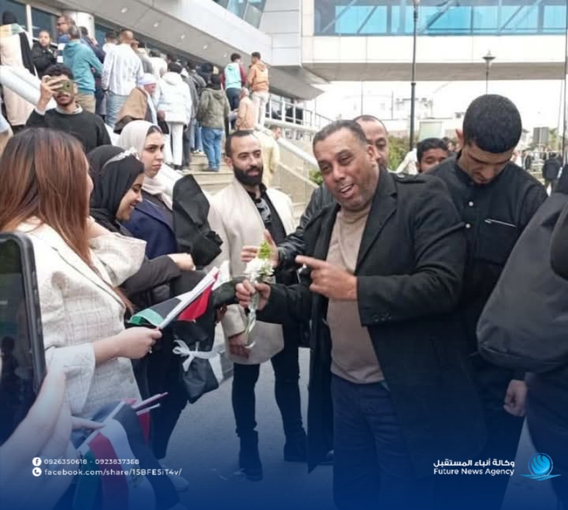 Picsart_25-02-10_19-20-23-282